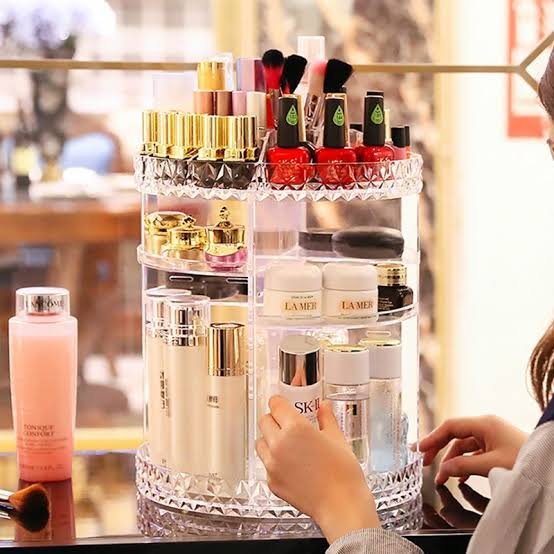 360 Rotating Makeup Organizer (Minimum Order Quantity 1 Carton/32 PCs)