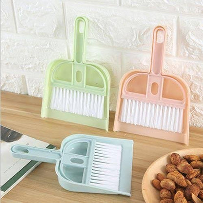 Set of Mini Hand Brush and dustpan (Minimum Order Quantity 1 Carton/240 PCs)