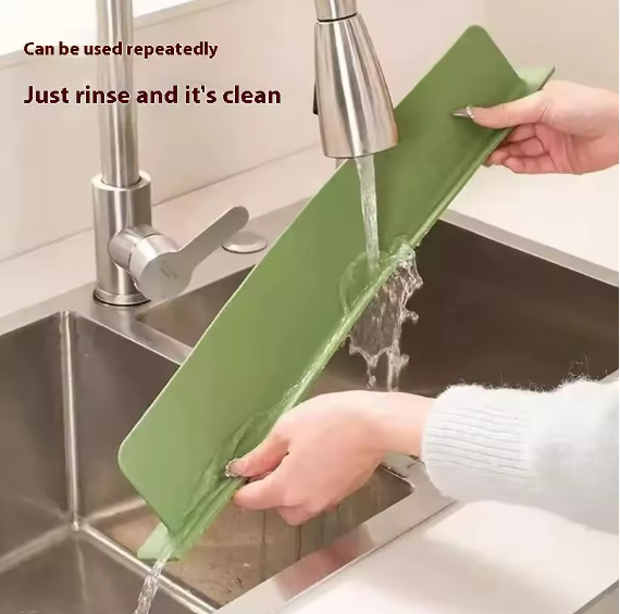 1pcs Silicone Kitchen Sink Water Splash Guard